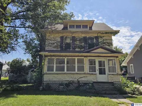 680 E 8th St, York, NE 68467