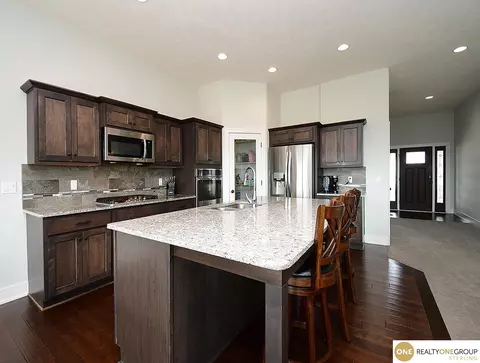 815 N 10th Ave, Springfield, NE 68059 photo 8