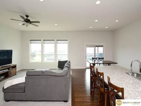 815 N 10th Ave, Springfield, NE 68059 photo 12