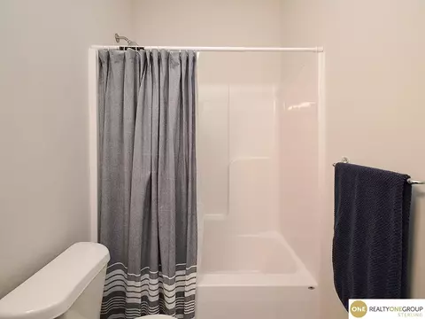 815 N 10th Ave, Springfield, NE 68059 photo 17