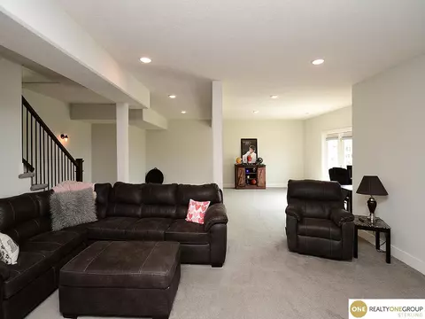 815 N 10th Ave, Springfield, NE 68059 photo 25