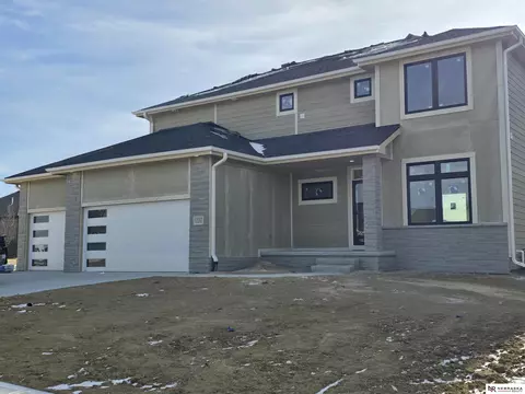 17007 Sarah St, Bennington, NE 68007 photo 2