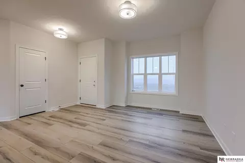 17007 Sarah St, Bennington, NE 68007 photo 6