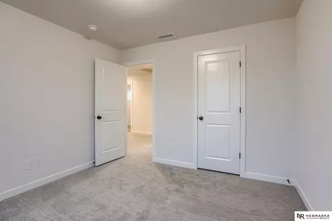 17007 Sarah St, Bennington, NE 68007 photo 24