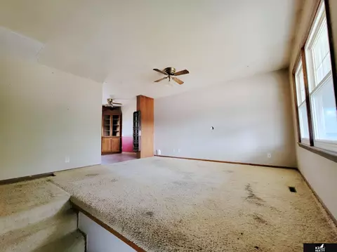 1700 Monroe St, Beatrice, NE 68310 photo 2