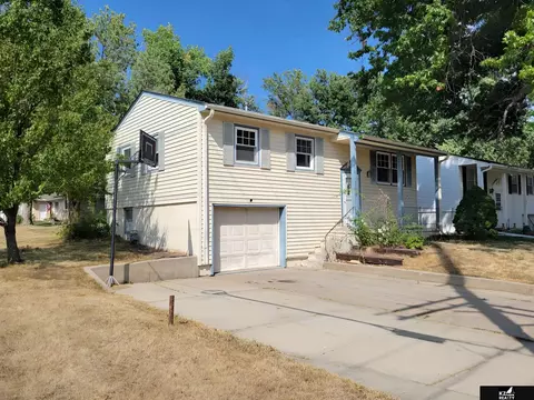 1700 Monroe St, Beatrice, NE 68310 photo 21