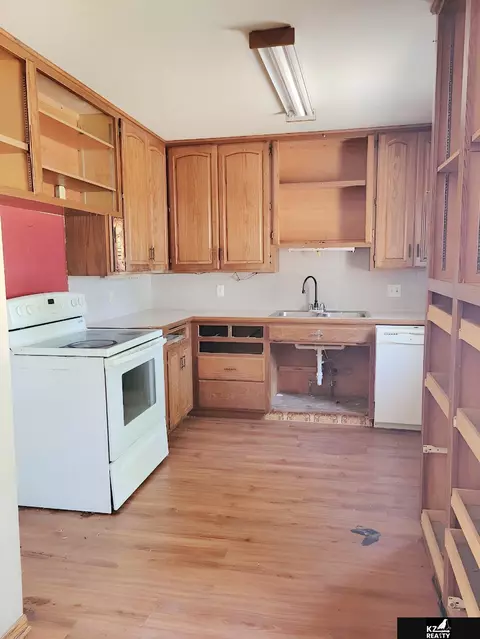1700 Monroe St, Beatrice, NE 68310 photo 6