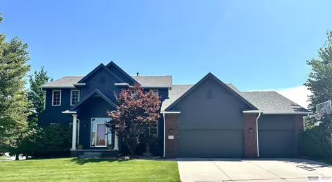 6565 N 159th Avenue Cir, Omaha, NE 68116