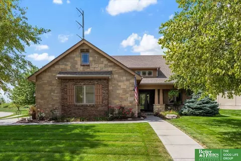 10312 S 179 Cir, Omaha, NE 68136