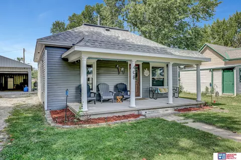 408 West St, Beaver Crossing, NE 68313