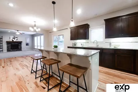 20104 Maple St, Gretna, NE 68028