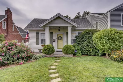 5519 Pierce St, Omaha, NE 68106