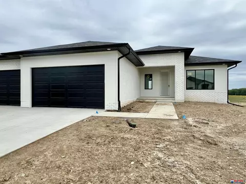 2216 Milrose Branch Rd, Lincoln, NE 68526