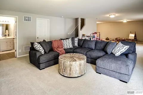 14778 Eagle St, Bennington, NE 68007 photo 22