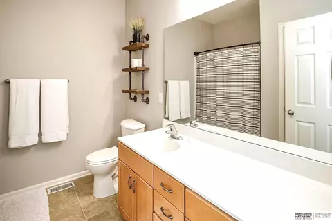14778 Eagle St, Bennington, NE 68007 photo 13