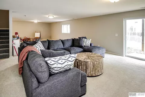 14778 Eagle St, Bennington, NE 68007 photo 24