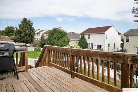 14778 Eagle St, Bennington, NE 68007 photo 32