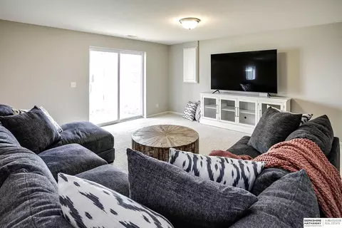 14778 Eagle St, Bennington, NE 68007 photo 21