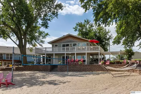 221 Sunrise Ln, Cedar Creek, NE 68016