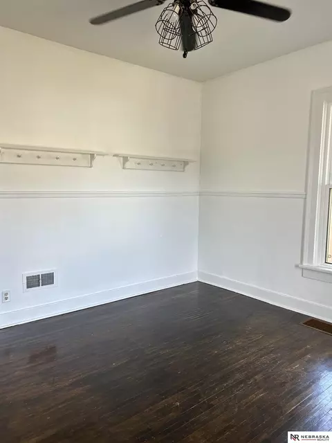 Bedroom - 421 N 8th St, Beatrice, NE 68310 photo 5 of 6