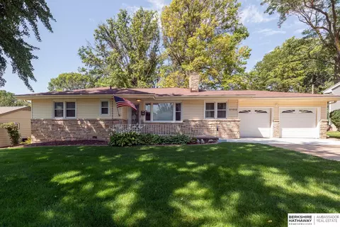 3102 S 102nd St, Omaha, NE 68124