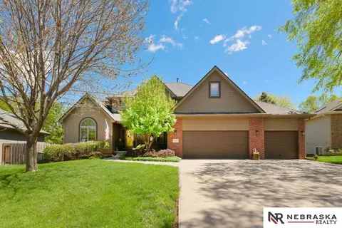 1617 S 176th St, Omaha, NE 68130