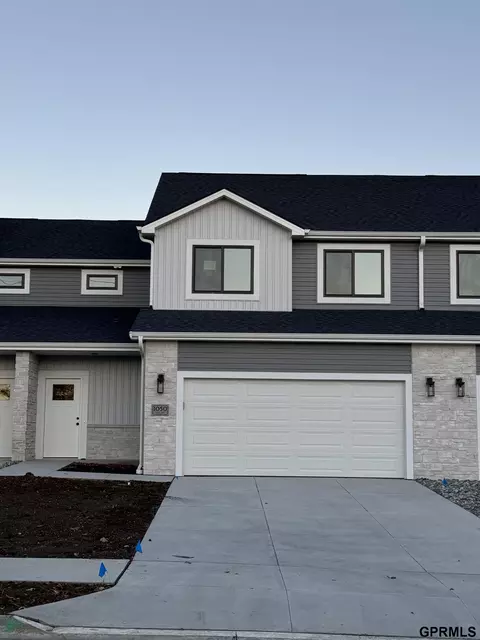 1050 Iris Ave, Crete, NE 68333