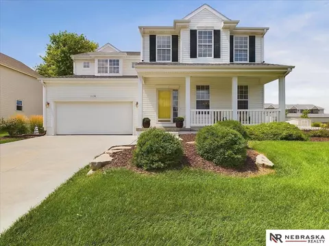 11256 S 200th Ave, Gretna, NE 68028