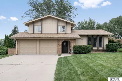 12232 Izard St, Omaha, NE 68154