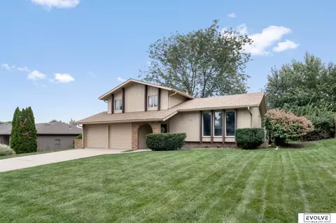 12232 Izard St, Omaha, NE 68154 photo 2