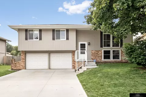 12911 Cady Ave, Omaha, NE 68164