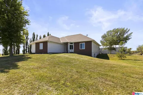 10815 County Road 9, Arlington, NE 68002