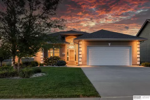 19110 Ohio St, Omaha, NE 68022