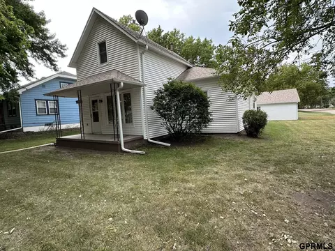 1013 Washington Ave, Dorchester, NE 68343