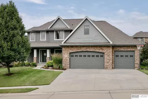 2614 N 173rd St, Omaha, NE 68116