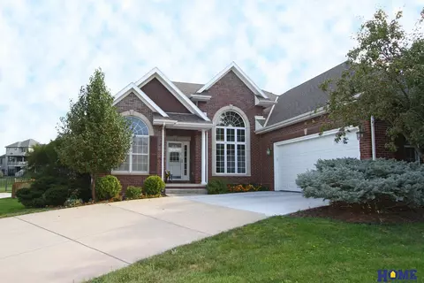 6740 Wildrye Rd, Lincoln, NE 68521