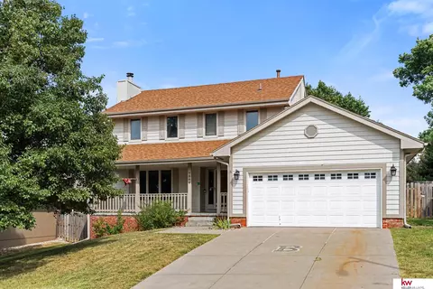 7506 Girard St, Omaha, NE 68122