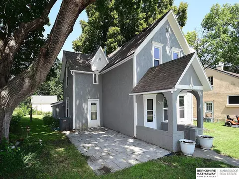 342 E 13th St, Wahoo, NE 68066 photo 2