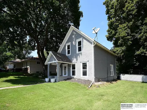342 E 13th St, Wahoo, NE 68066 photo 3