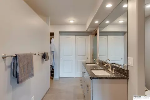 3003 Paddock Rd #721, Omaha, NE 68124 photo 50