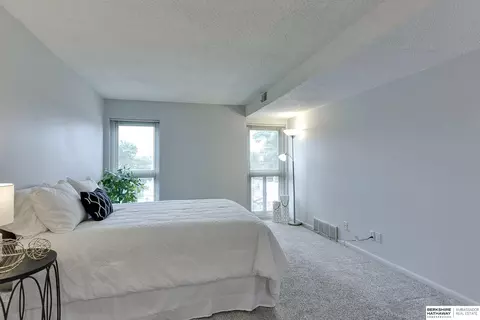 Bedroom - 3003 Paddock Rd #413, Omaha, NE 68124 photo 3 of 4