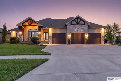 4422 N 269 St, Valley, NE 68064