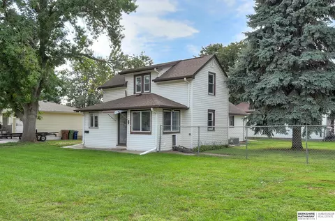 2102 Hancock St, Bellevue, NE 68005