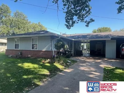 5215 W Hughes St, Lincoln, NE 68524