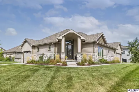 12650 Iowa Cir, Omaha, NE 68142
