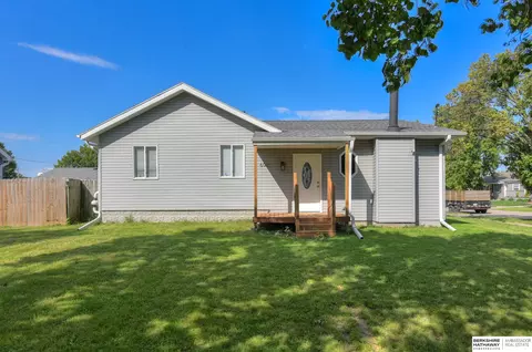 602 S 36 St, Council Bluffs, IA 51501