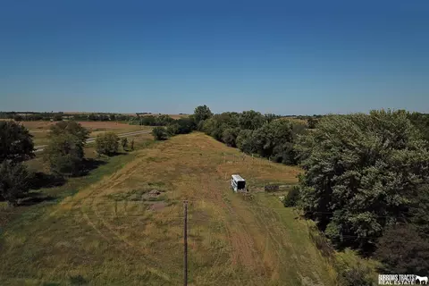 70720 640 Ave, Dawson, NE 68337