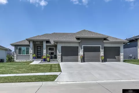 3010 N 184th St, Elkhorn, NE 68022