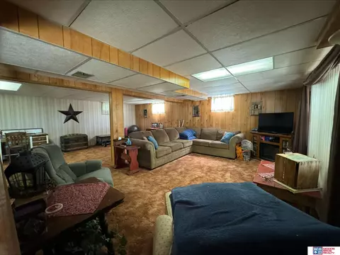 Living - 303 Madison St, Pickrell, NE 68422 photo 2 of 2