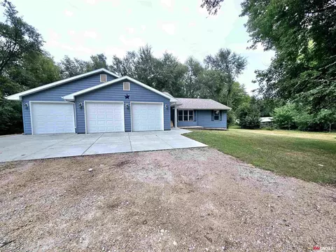 820 N Alice Ave, York, NE 68467